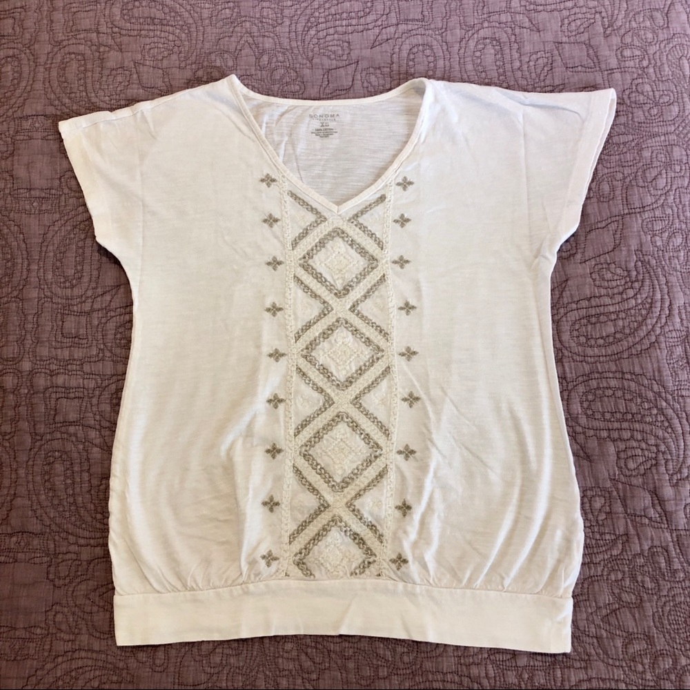 Sonoma Embroidery  Top Size XS.